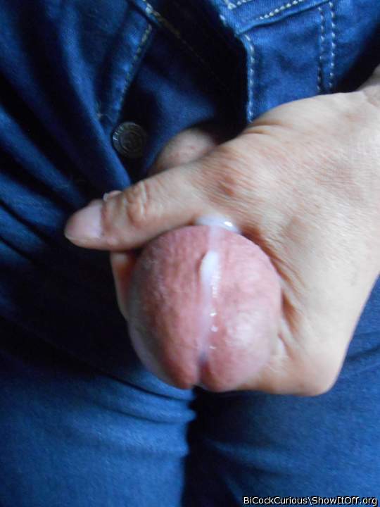 Jeans Series. Got HORNY on this site. Had to wank 007