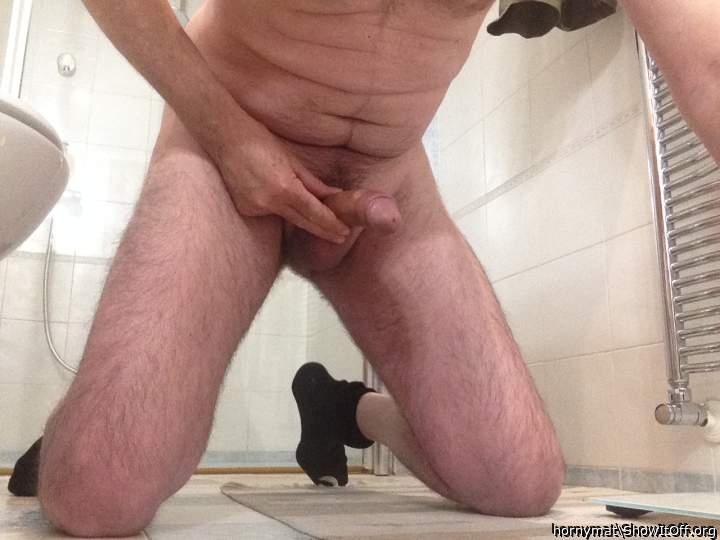 Adult image from hornymat
