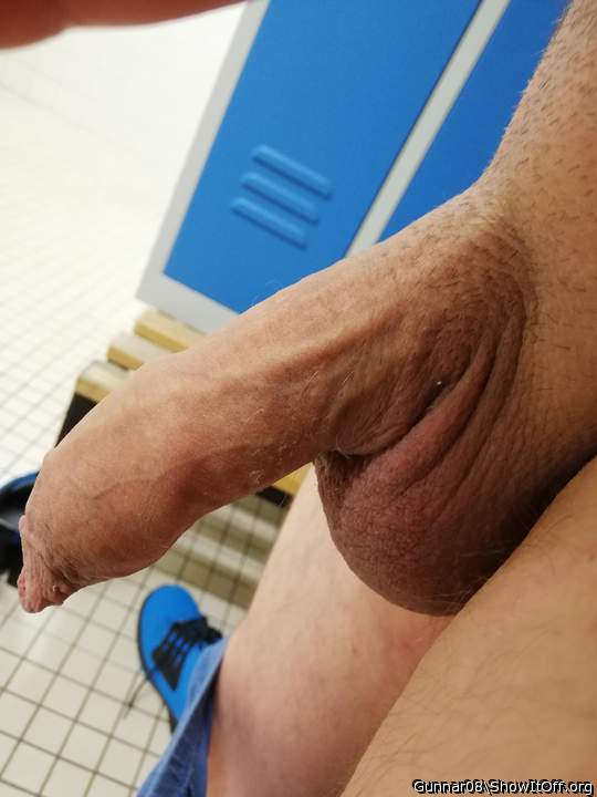 Beautiful uncut dick 