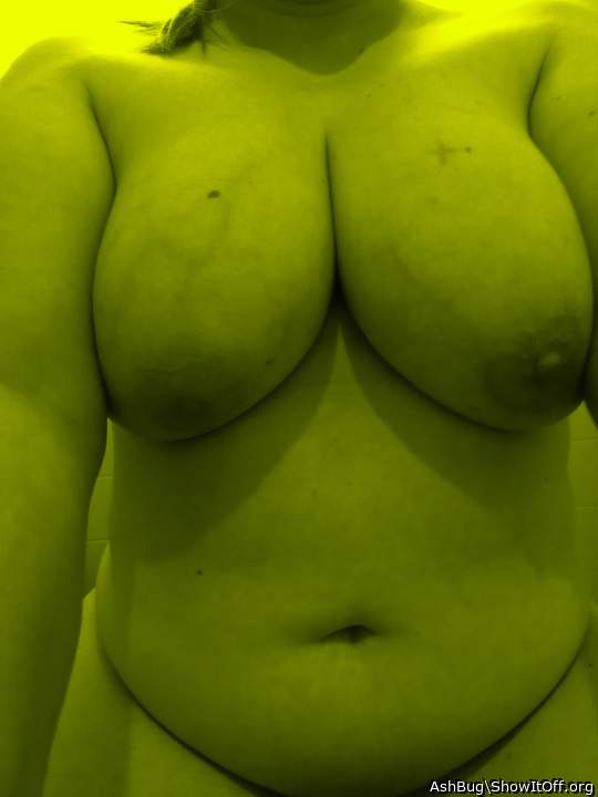 Adult image from AshBug